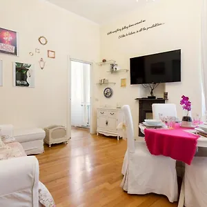 Apartamento Naviglio Pavese Cosy, Milão