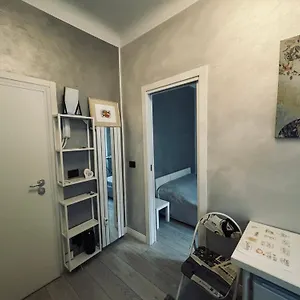 Appartamento Studio Monte Ceneri, Milano